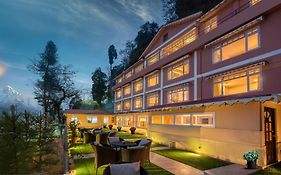 Summit Oakden Resort & Spa Mall Road